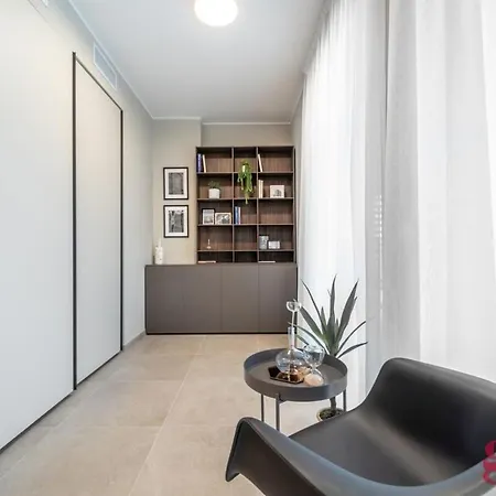 Daire Stilicone 15 - Luxury 5c Milano